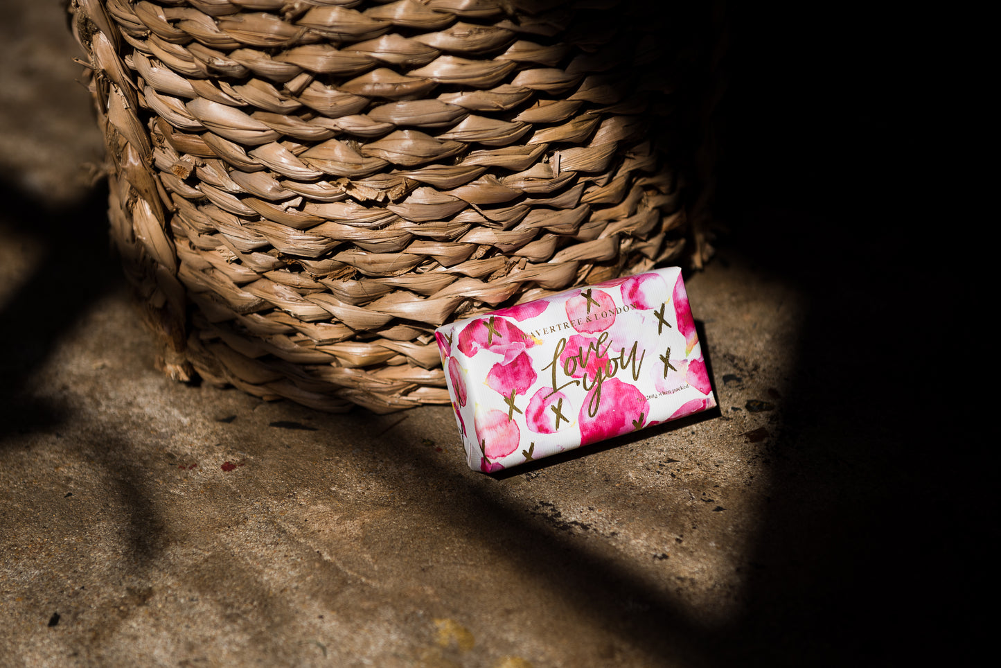 Wavertree & London Love You Petals Soap – Sweet Pea & Jasmine Bar | Perfect Gift for Her or Him